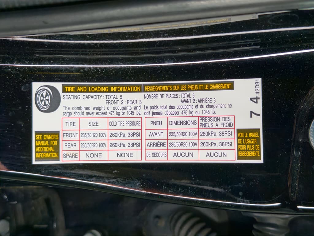 2023 Subaru Solterra view 25