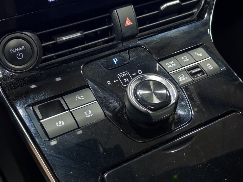2023 Subaru Solterra view 13