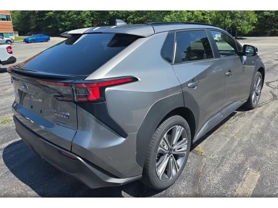 2023 Subaru Solterra view 3