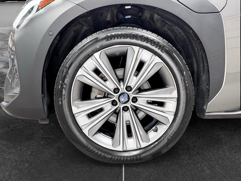 2023 Subaru Solterra view 27