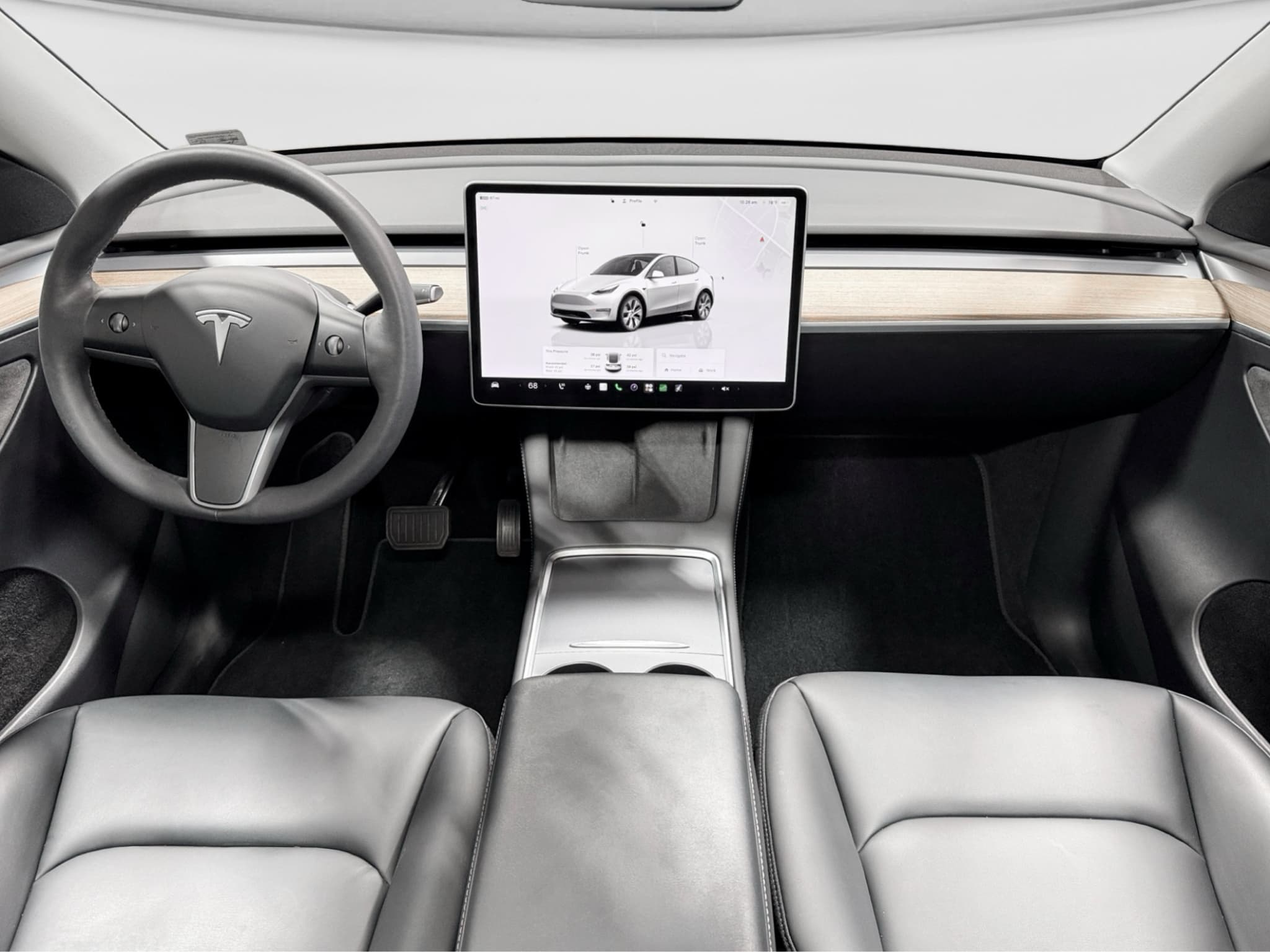 2022 Tesla Model Y view 14