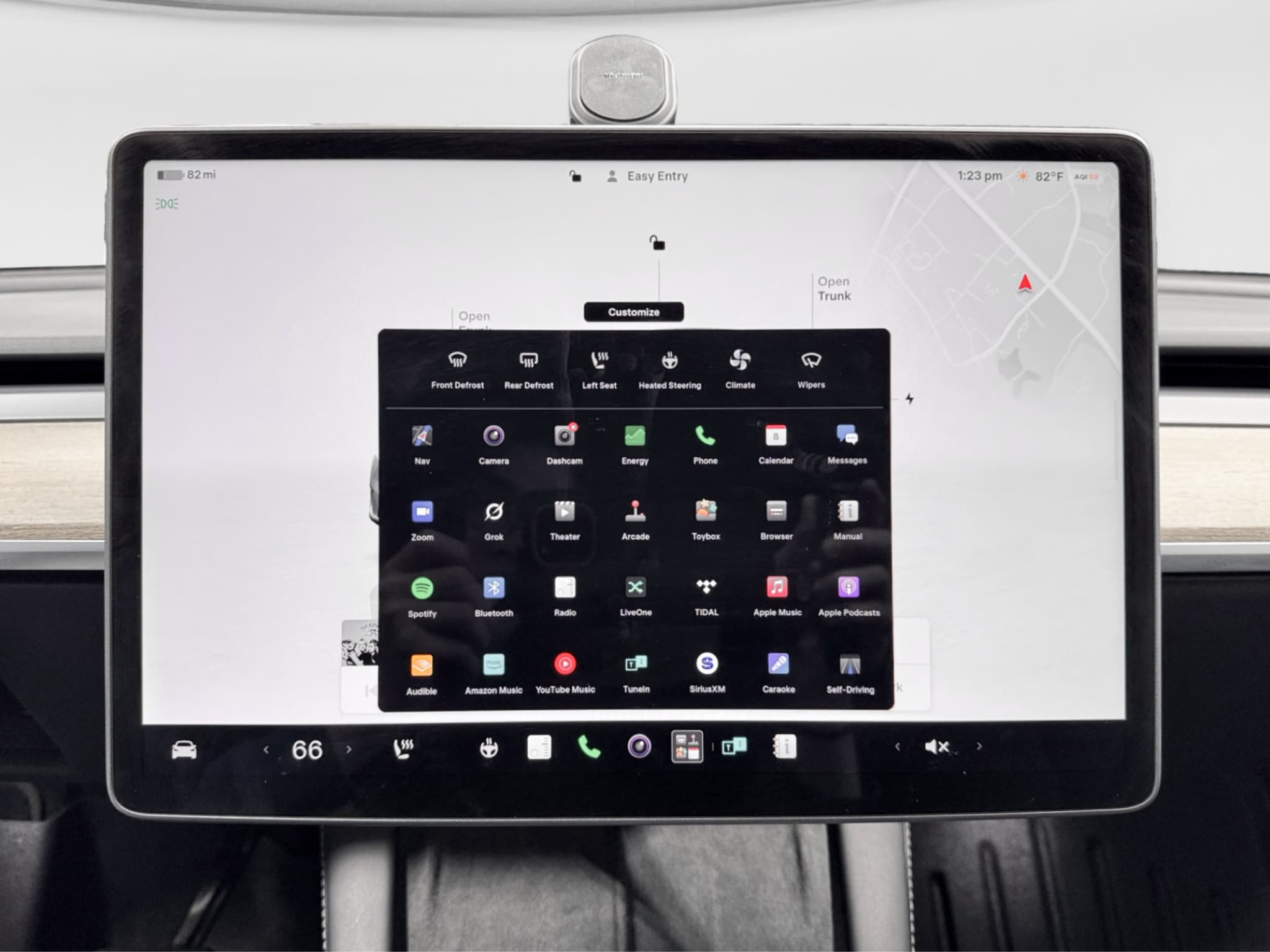 2022 Tesla Model Y view 10