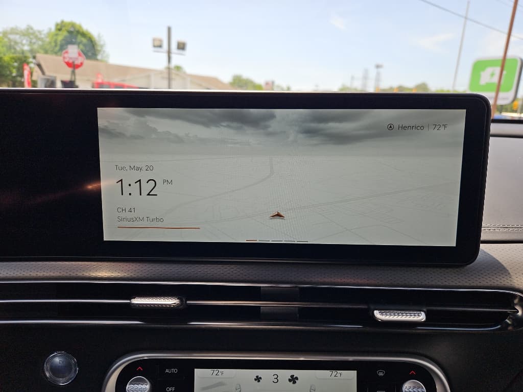 2023 Genesis GV60 view 10