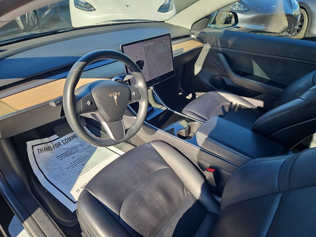 2018 Tesla Model 3 view 15
