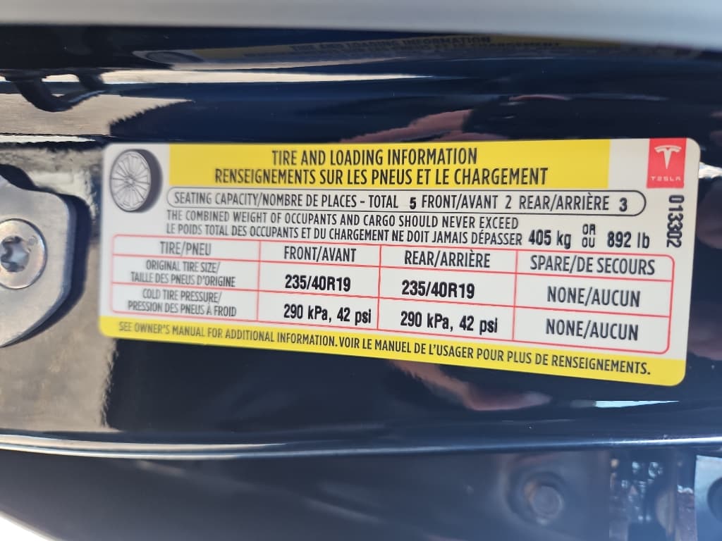 2018 Tesla Model 3 view 24