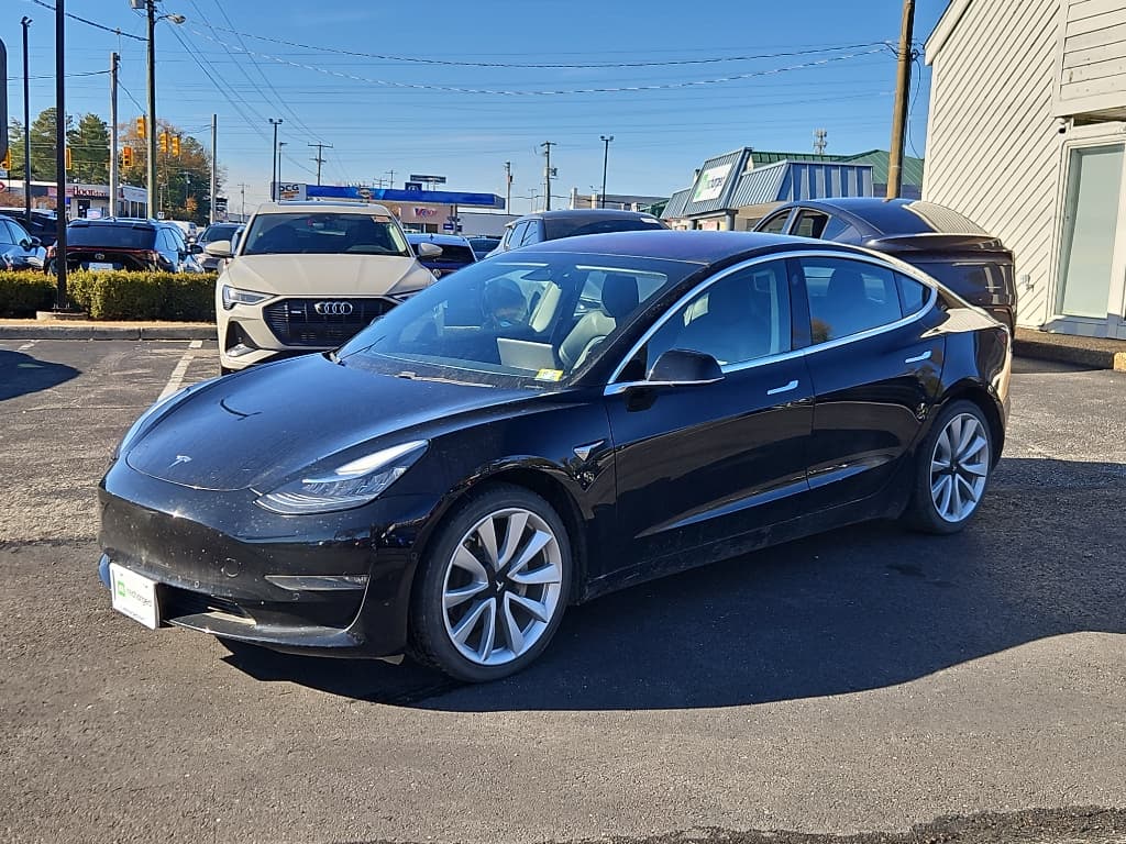 2018 Tesla Model 3 view 1
