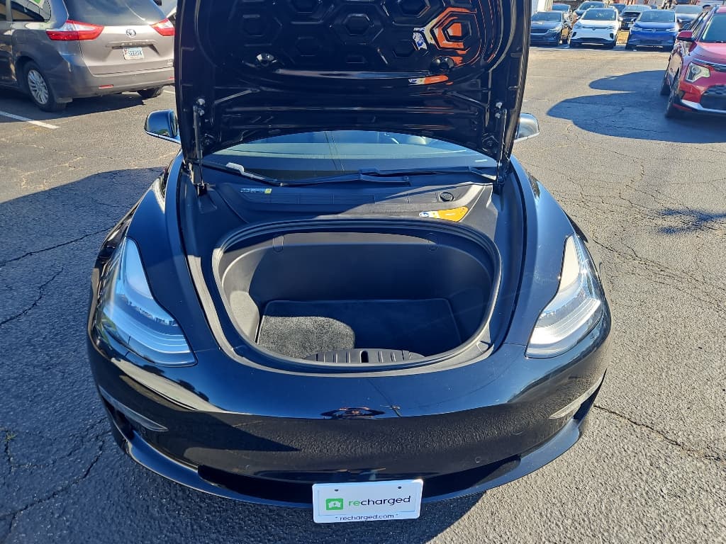 2018 Tesla Model 3 view 21