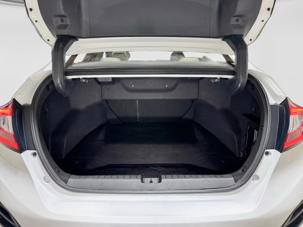 2018 Honda Clarity view 23