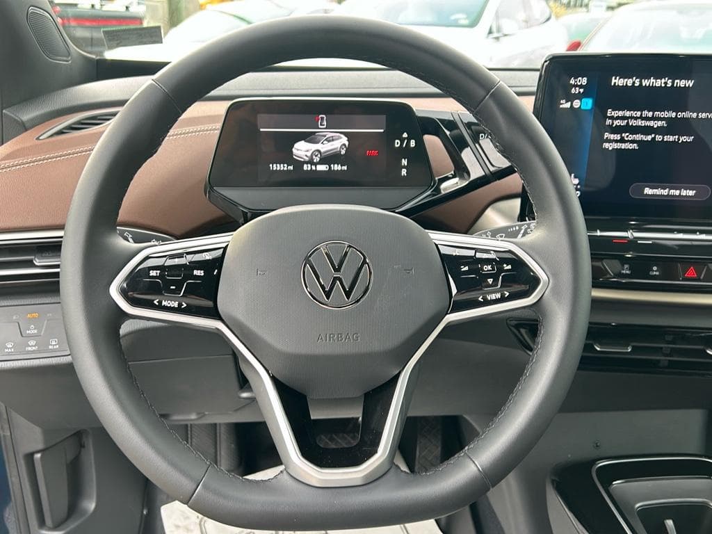 2023 Volkswagen ID.4 view 7