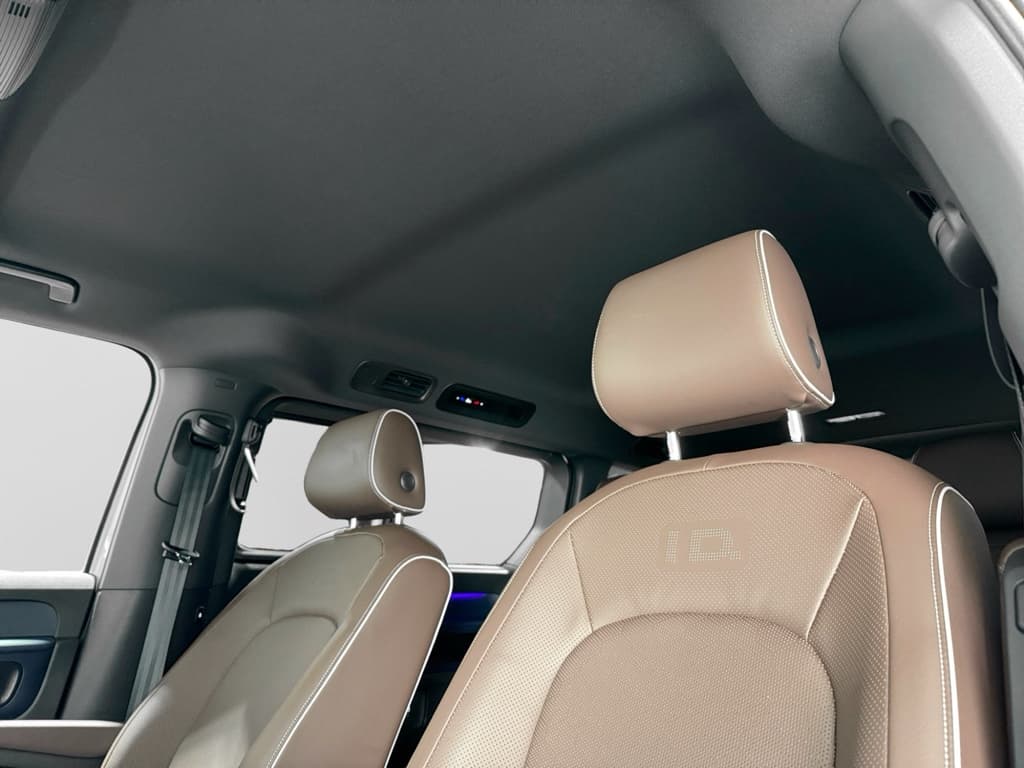 2025 Volkswagen ID.Buzz view 24