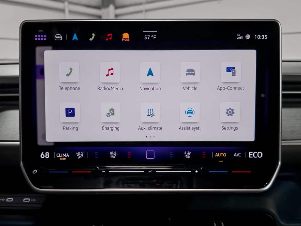 2025 Volkswagen ID.Buzz view 9