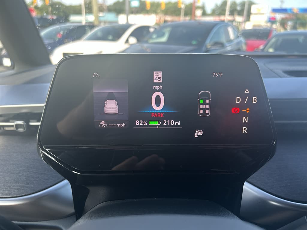 2025 Volkswagen ID.Buzz view 9