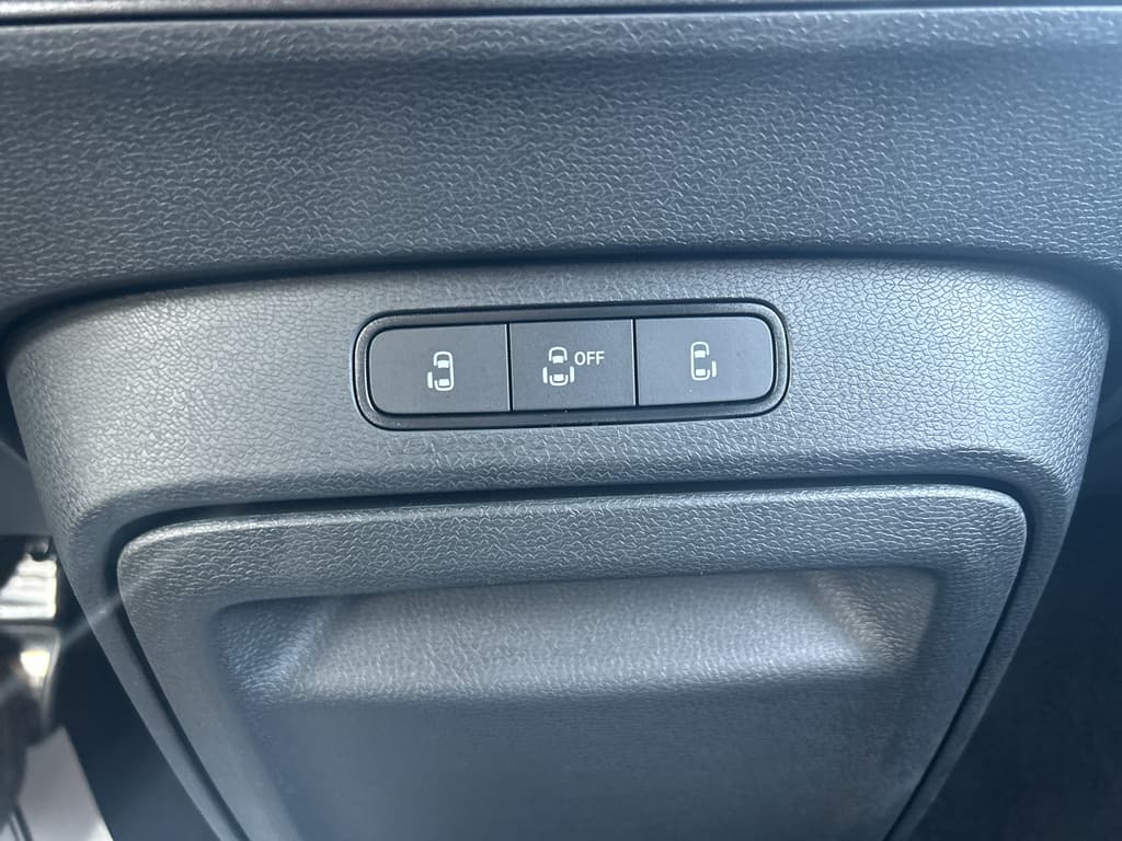 2025 Volkswagen ID.Buzz view 16