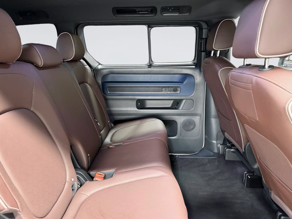 2025 Volkswagen ID.Buzz view 21