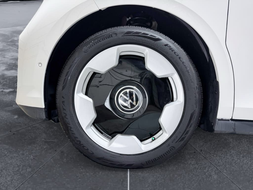2025 Volkswagen ID.Buzz view 28