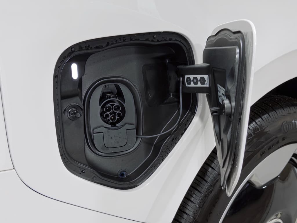 2025 Volkswagen ID.Buzz view 5