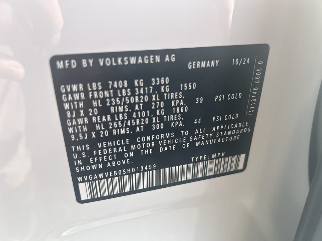 2025 Volkswagen ID.Buzz view 24