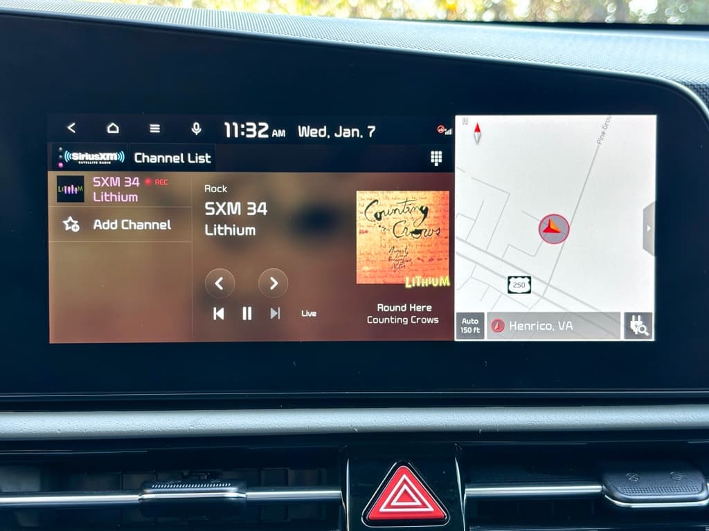 2023 Kia Niro EV view 13