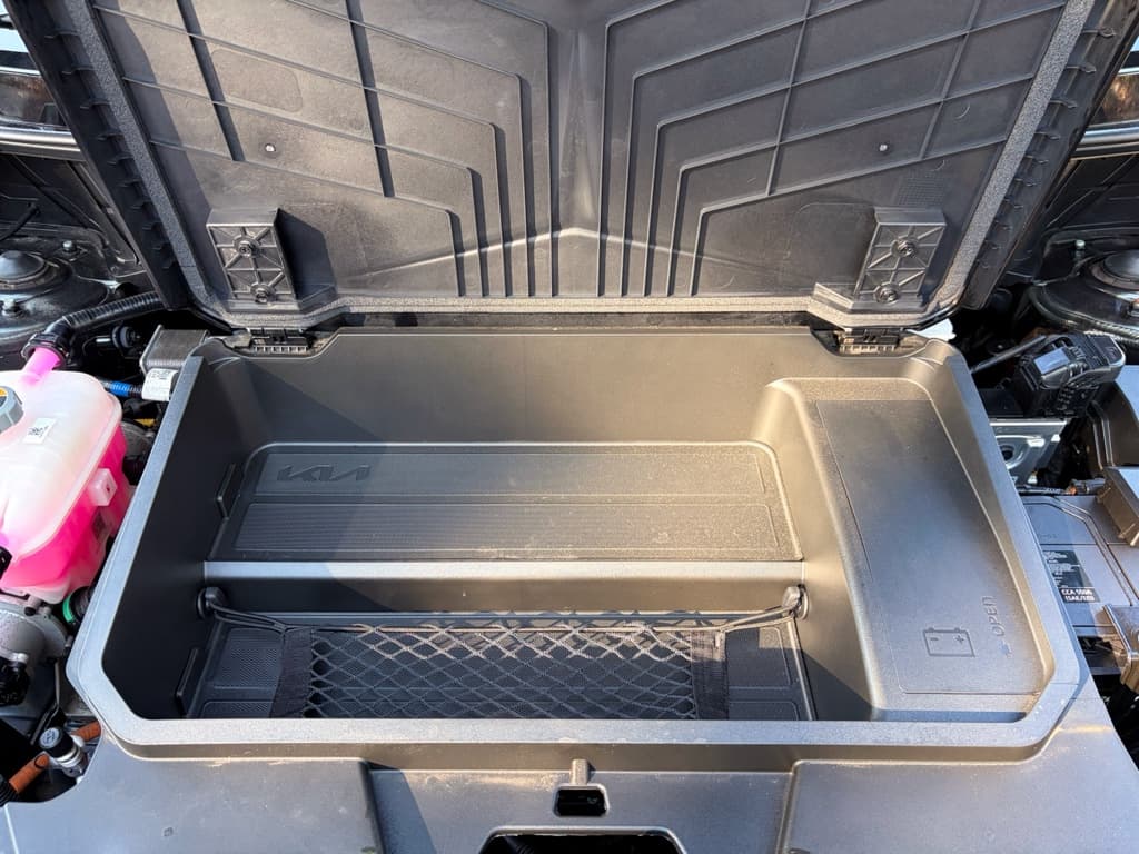 2023 Kia Niro EV view 26