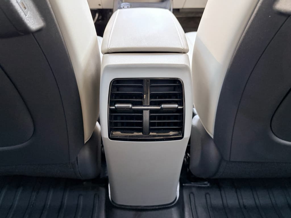 2023 Kia Niro EV view 21