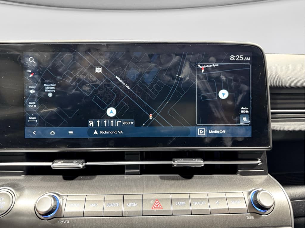 2024 Hyundai Kona view 12