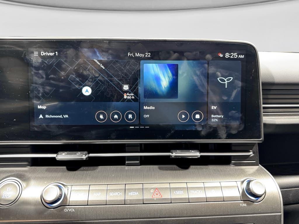 2024 Hyundai Kona view 11