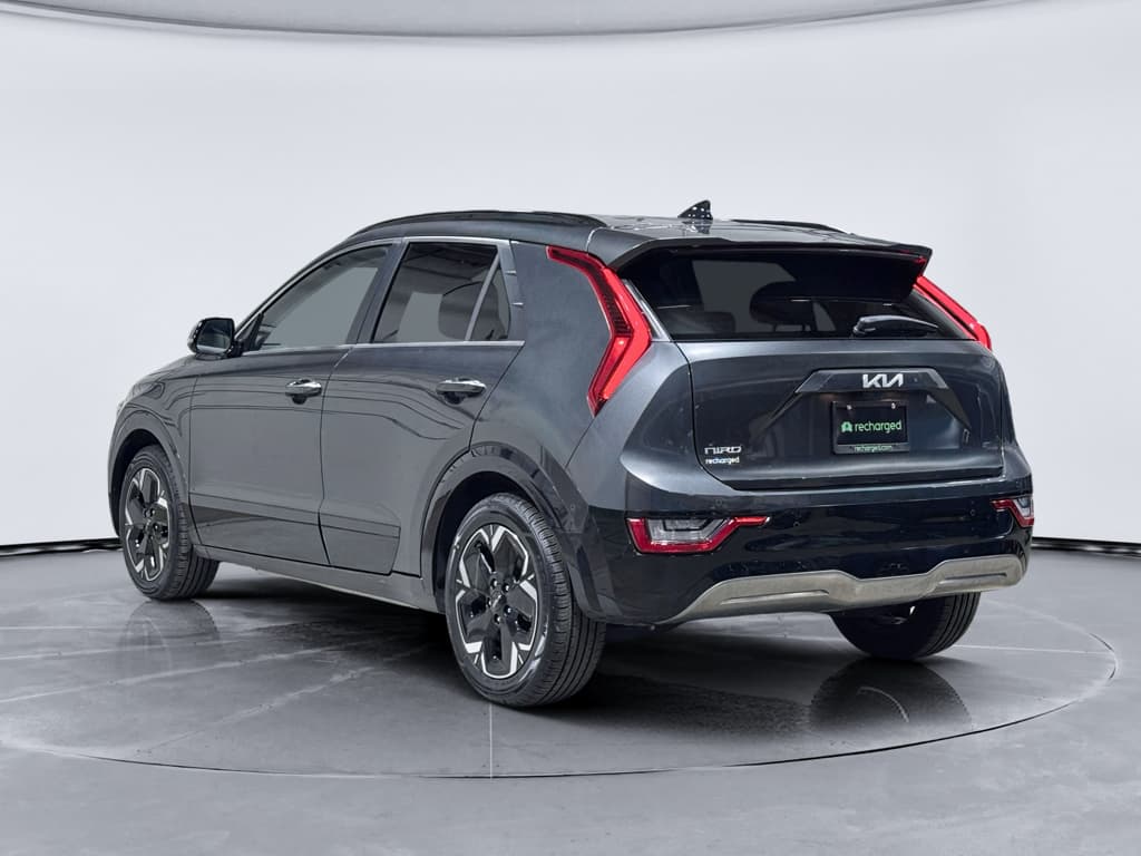 2023 Kia Niro EV view 2