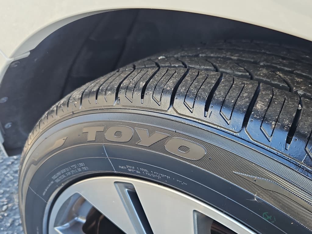 2022 Audi e-tron Sportback view 32