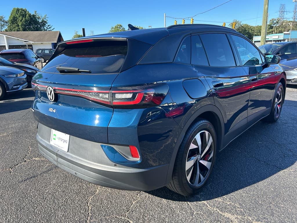 2023 Volkswagen ID.4 view 3