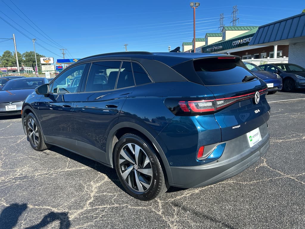 2023 Volkswagen ID.4 view 2