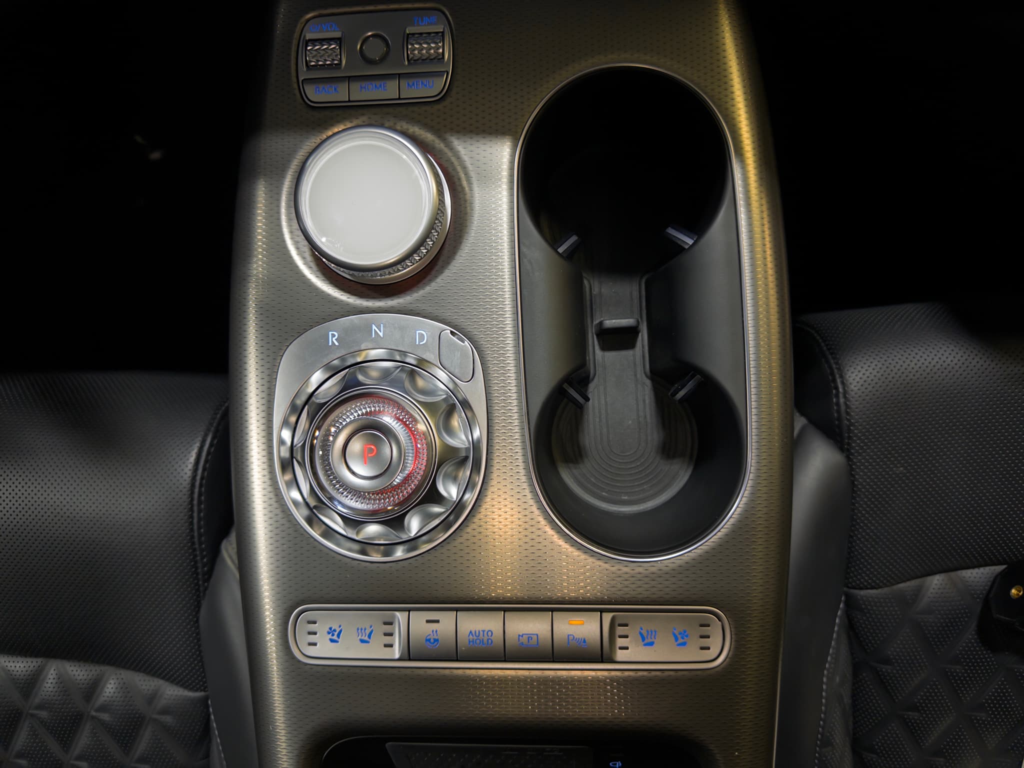 2023 Genesis GV60 view 19