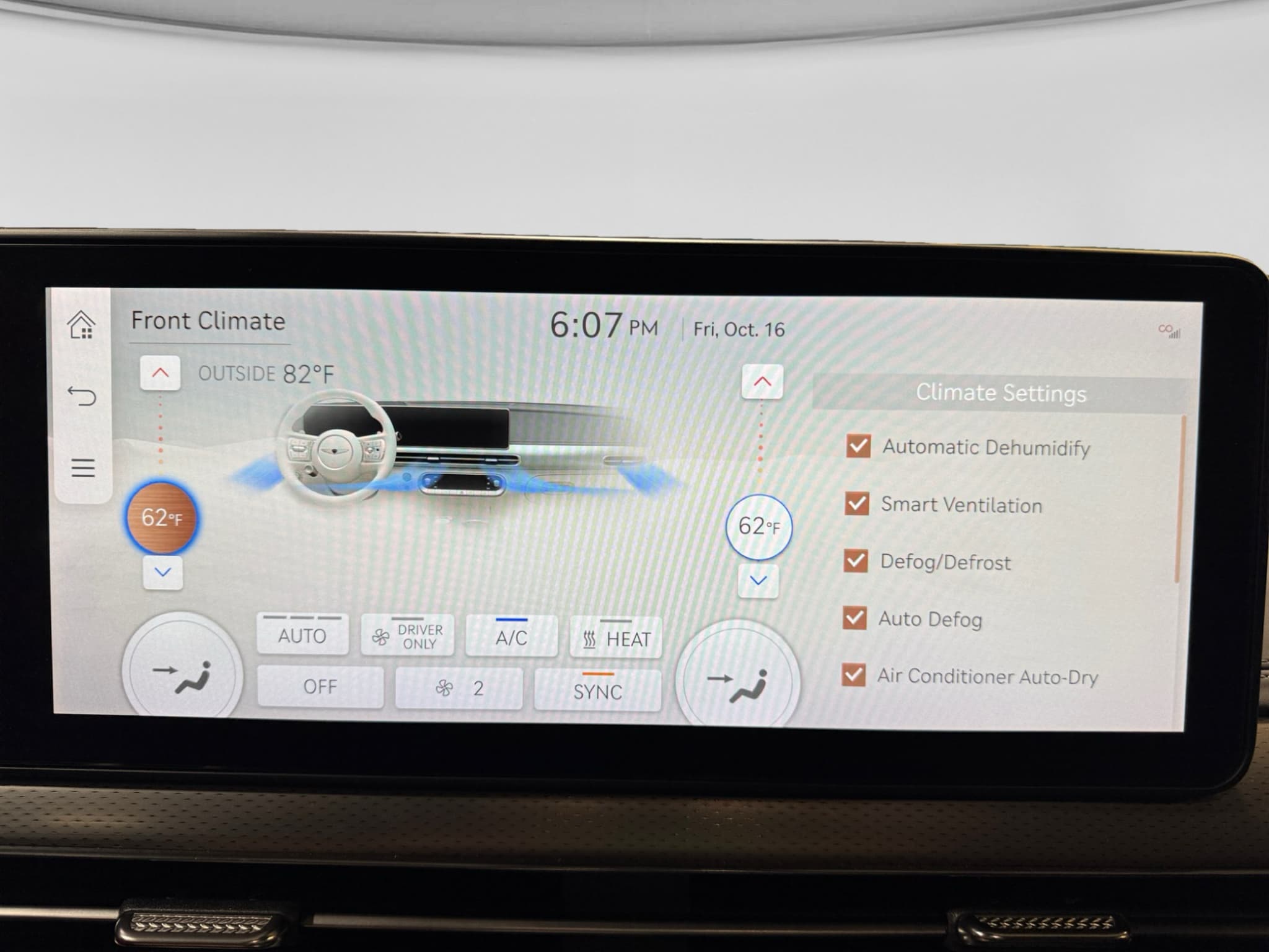 2023 Genesis GV60 view 9