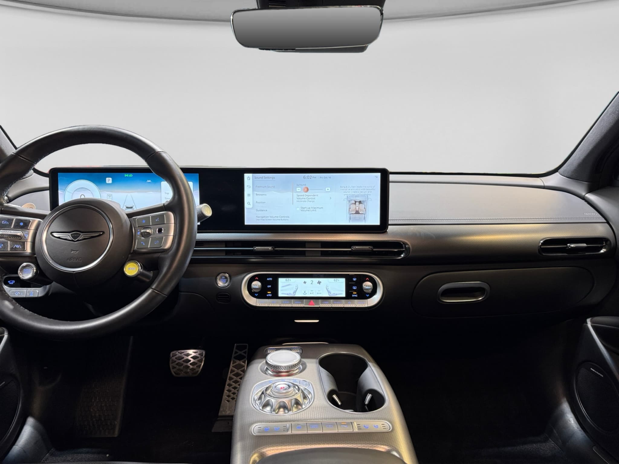 2023 Genesis GV60 view 14