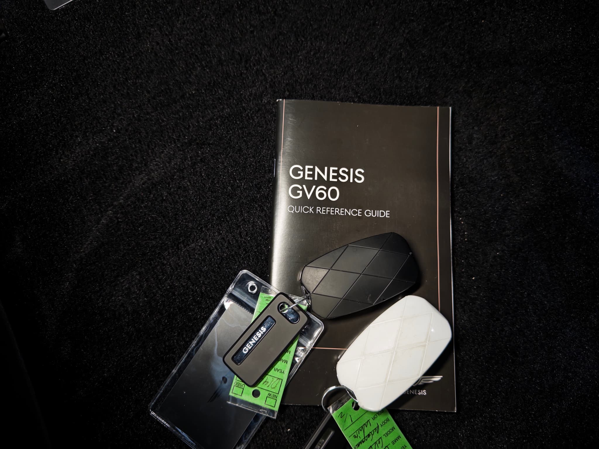 2023 Genesis GV60 view 23