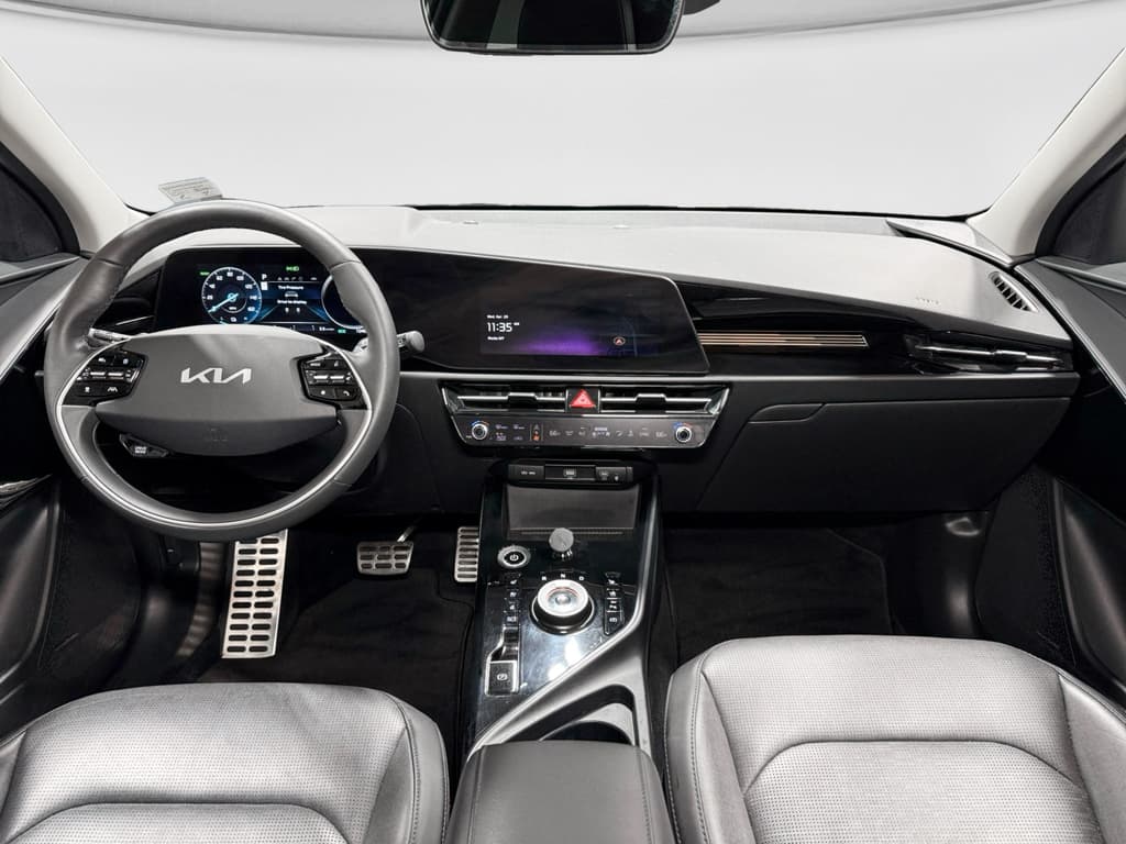 2023 Kia Niro EV view 16