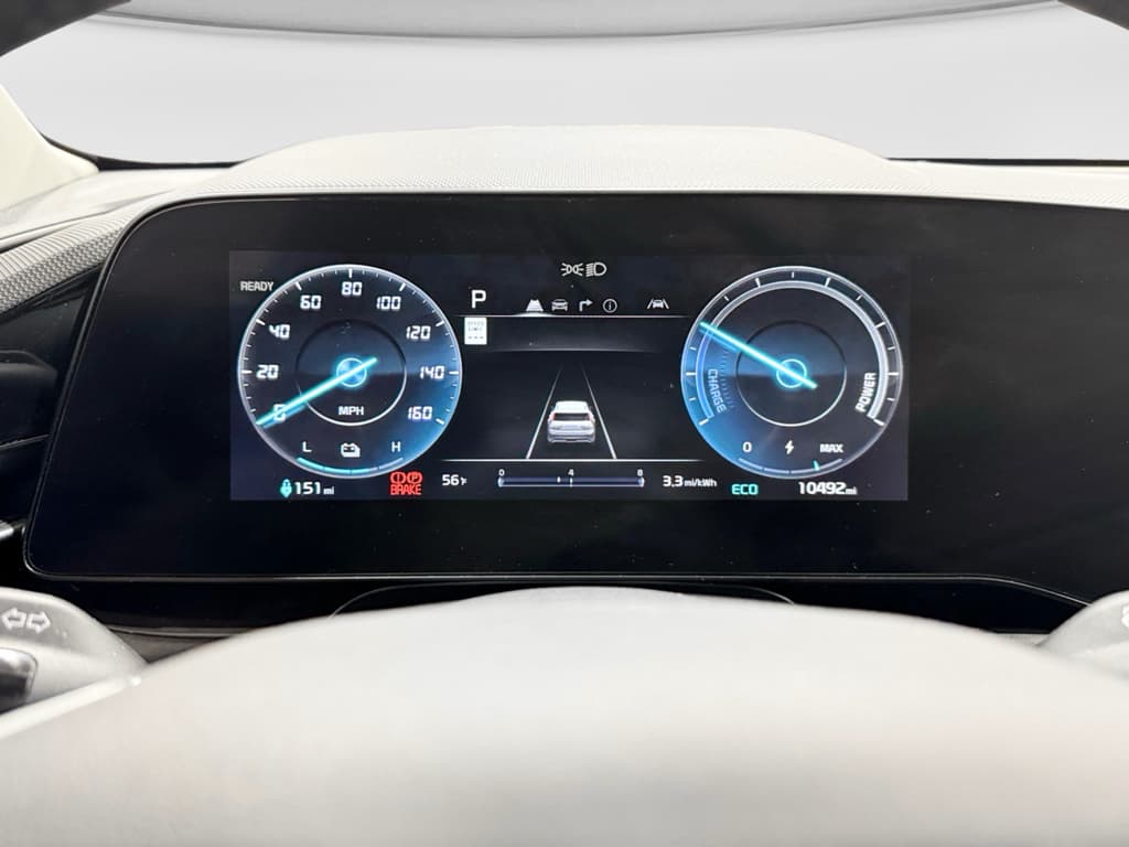 2023 Kia Niro EV view 9