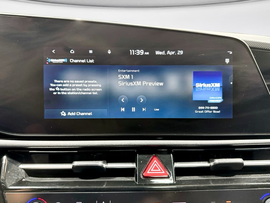 2023 Kia Niro EV view 13