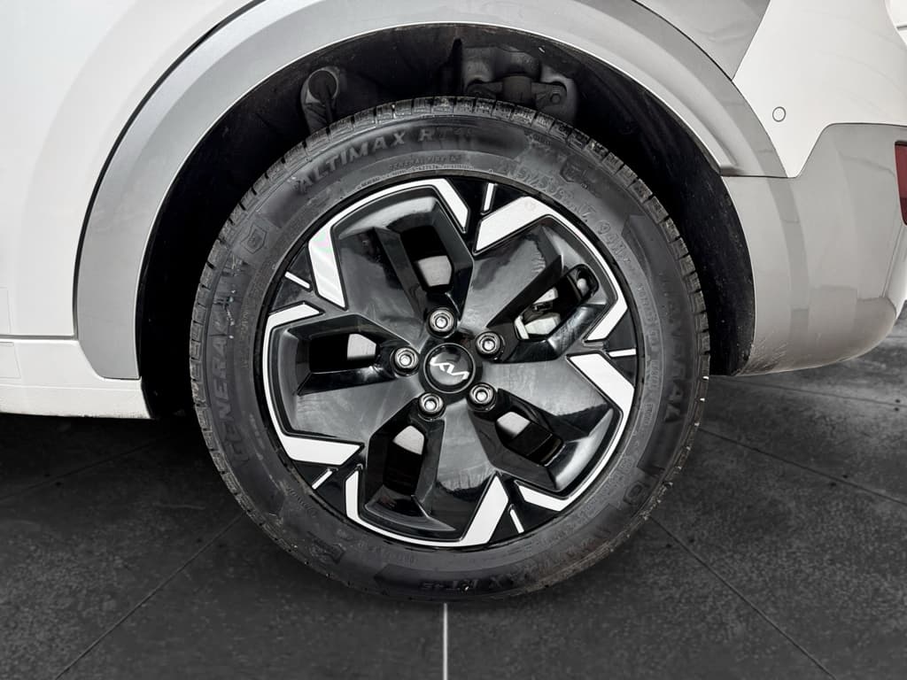 2023 Kia Niro EV view 32