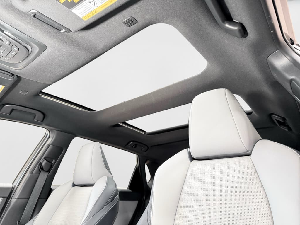 2023 Subaru Solterra view 22
