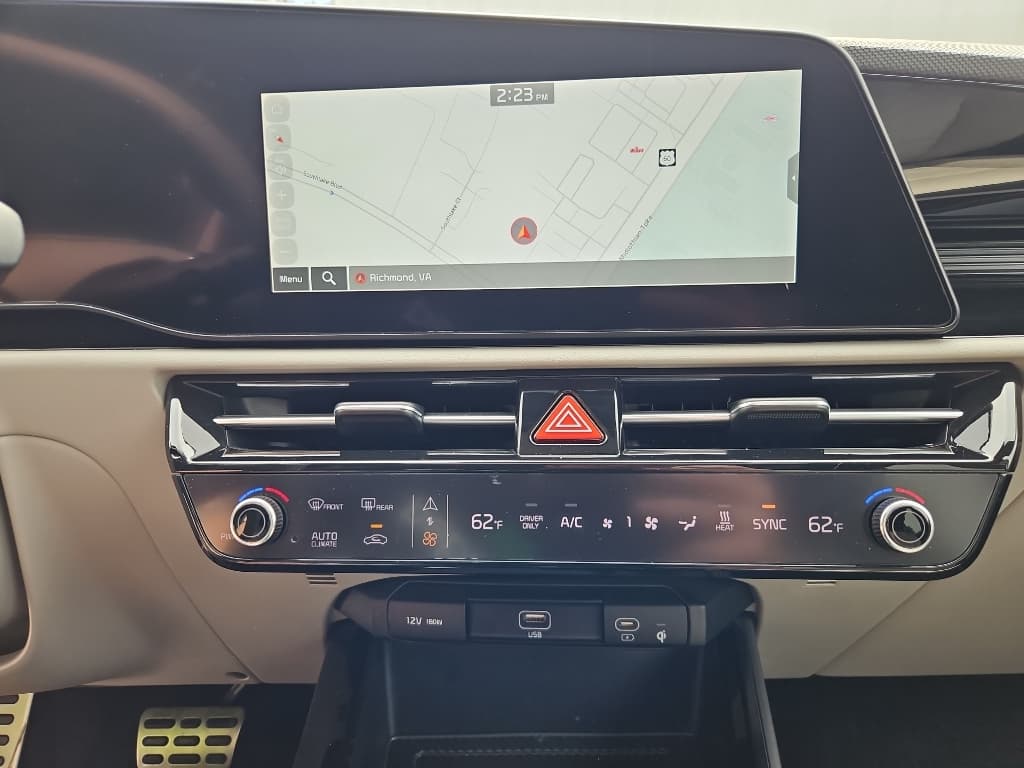 2023 Kia Niro EV view 12