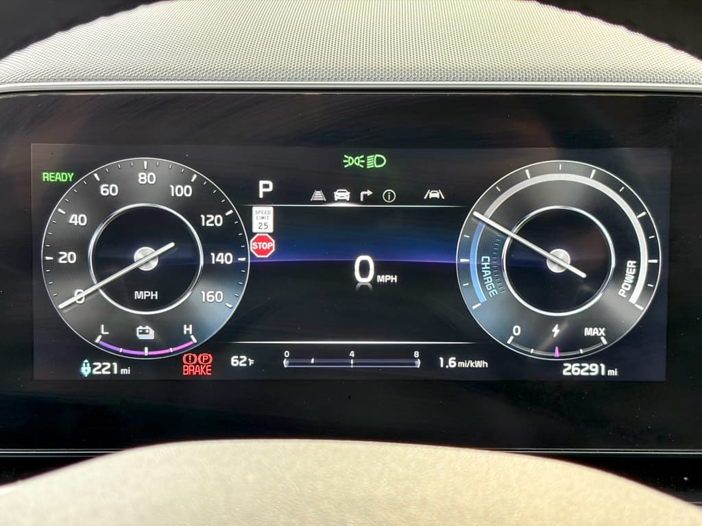 2023 Kia Niro EV view 9