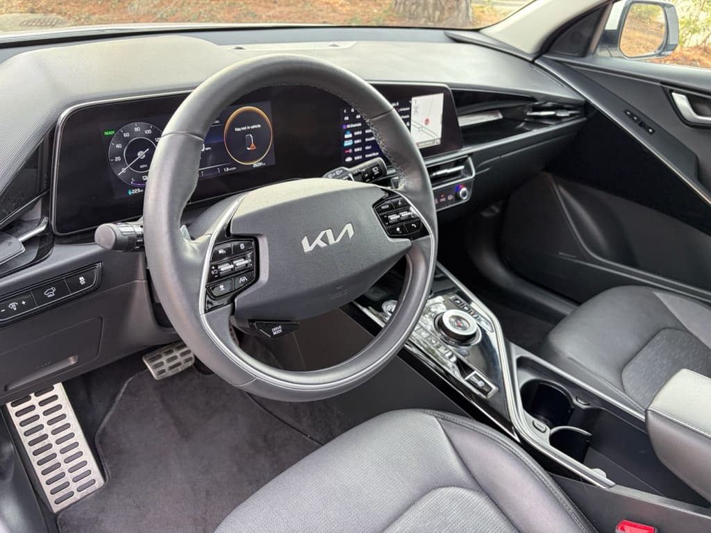 2023 Kia Niro EV view 20