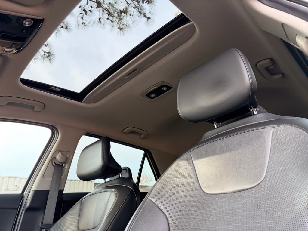 2023 Kia Niro EV view 26