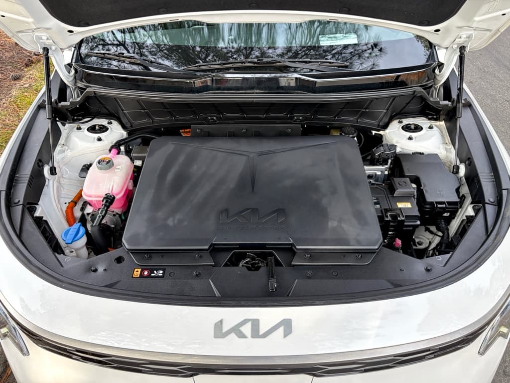 2023 Kia Niro EV view 27