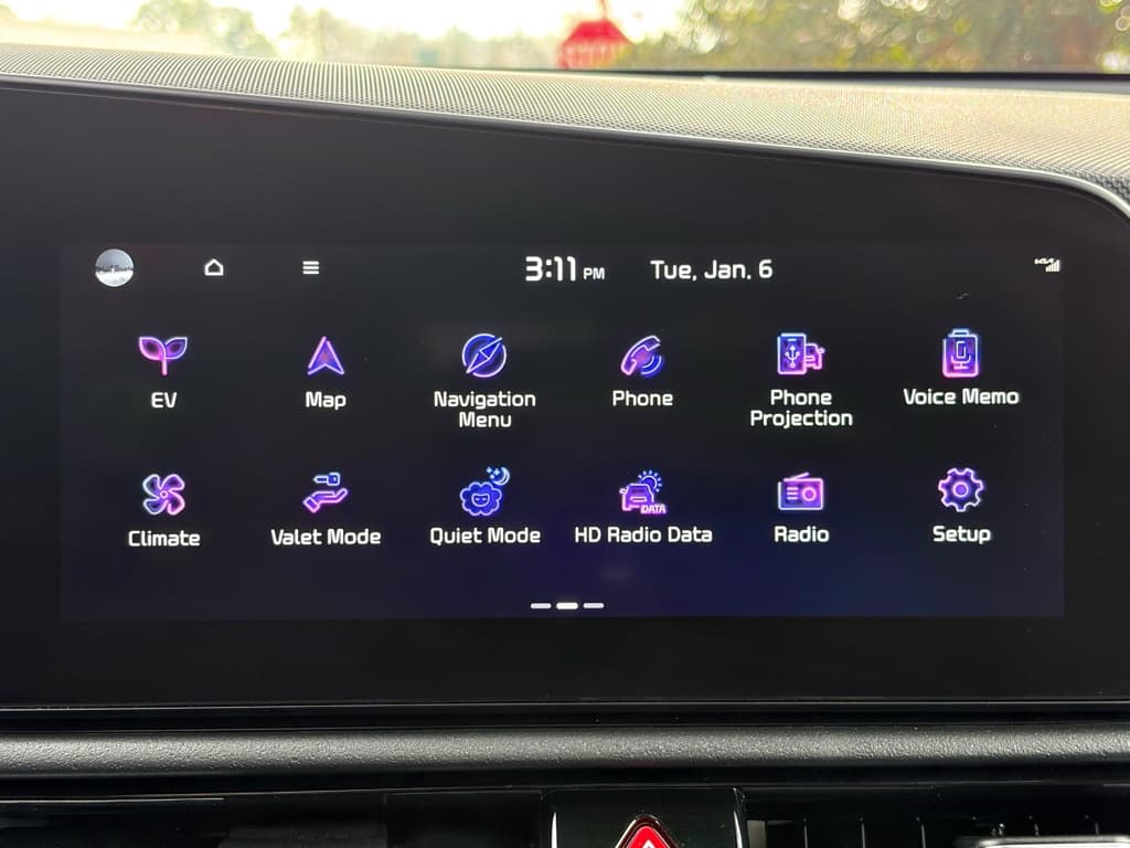 2023 Kia Niro EV view 11