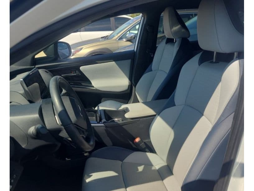2023 Subaru Solterra view 5