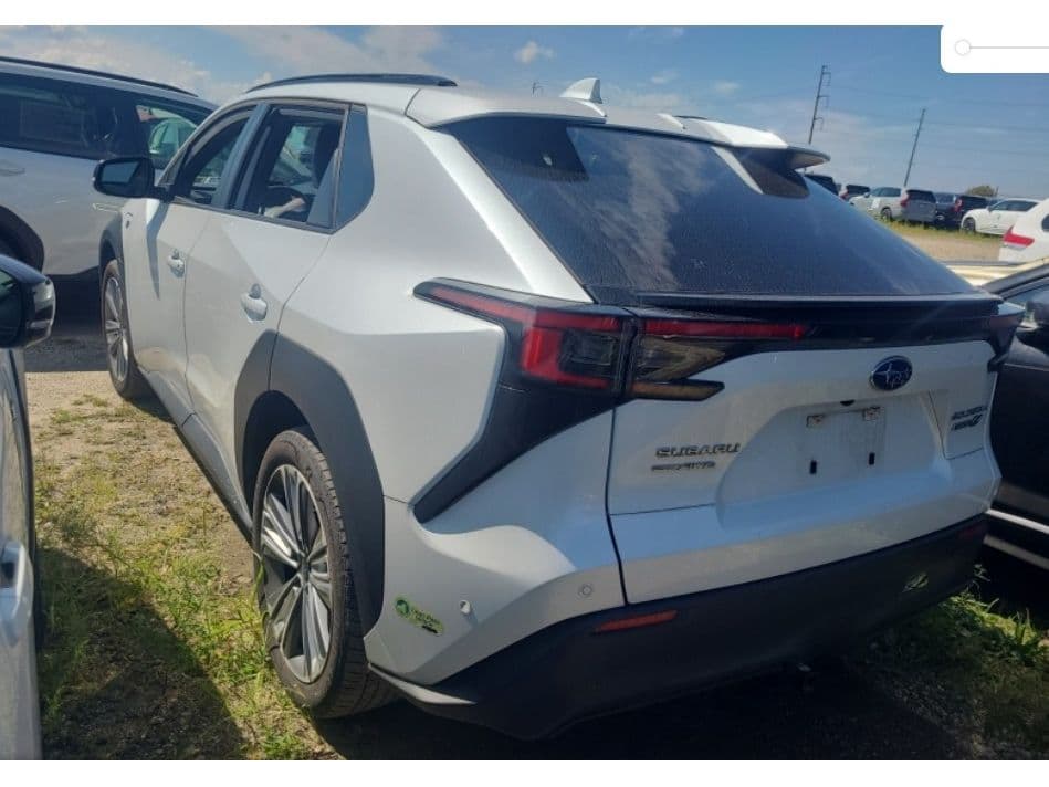 2023 Subaru Solterra view 4