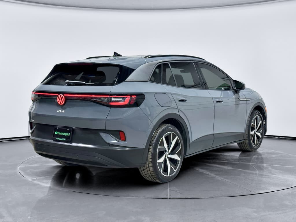 2024 Volkswagen ID.4 view 3