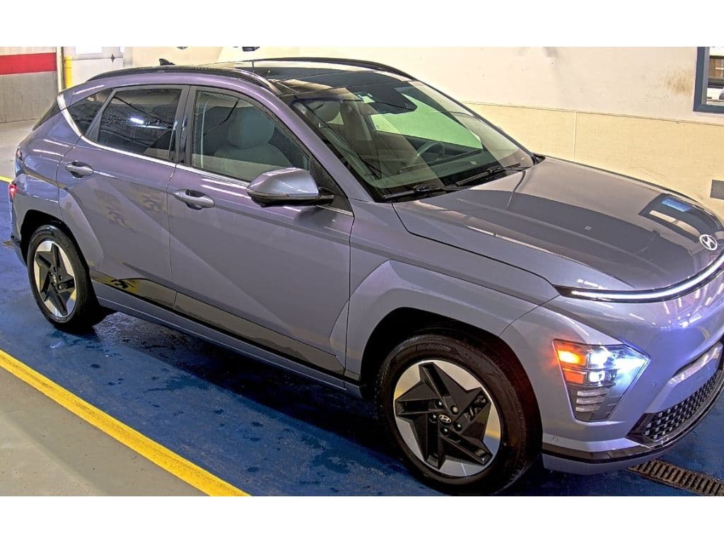 2024 Hyundai Kona view 2