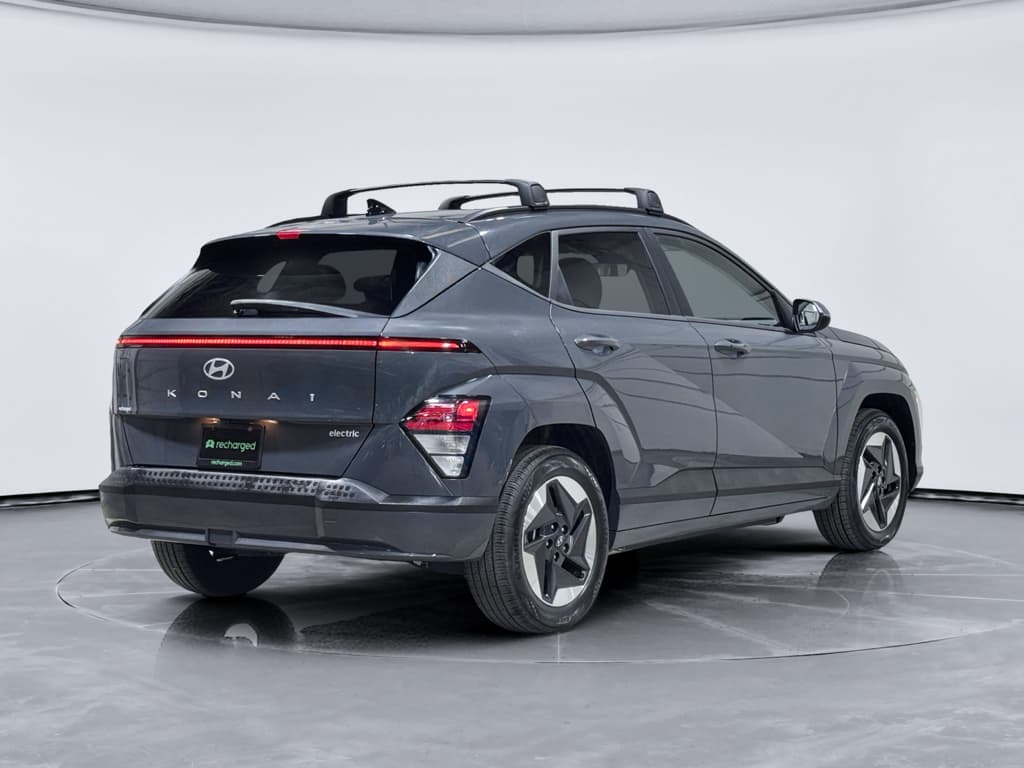 2024 Hyundai Kona view 3